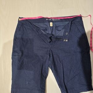 #16 GAP Women's Dark Blue Bermudas